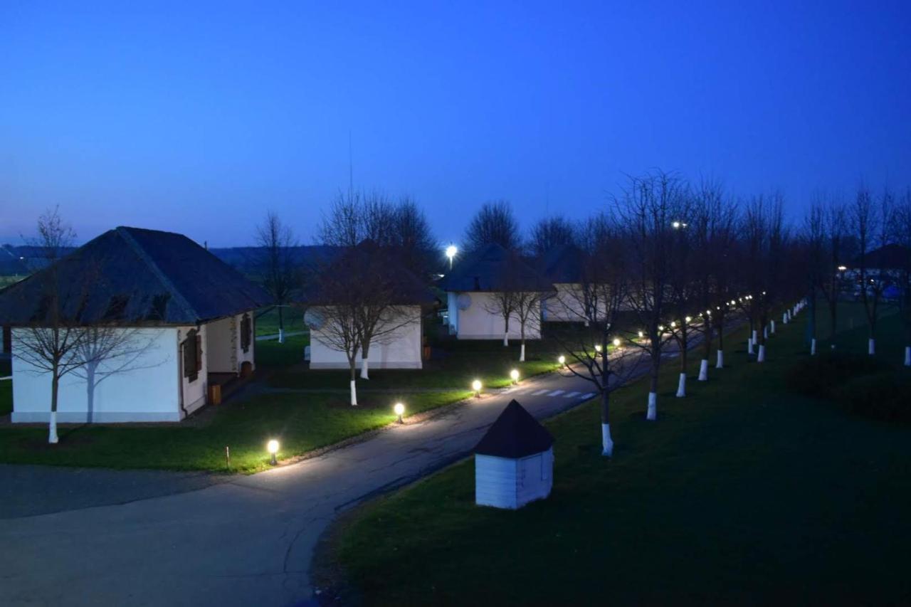 Bereg Holiday Park Szvitlohirszke Kültér fotó