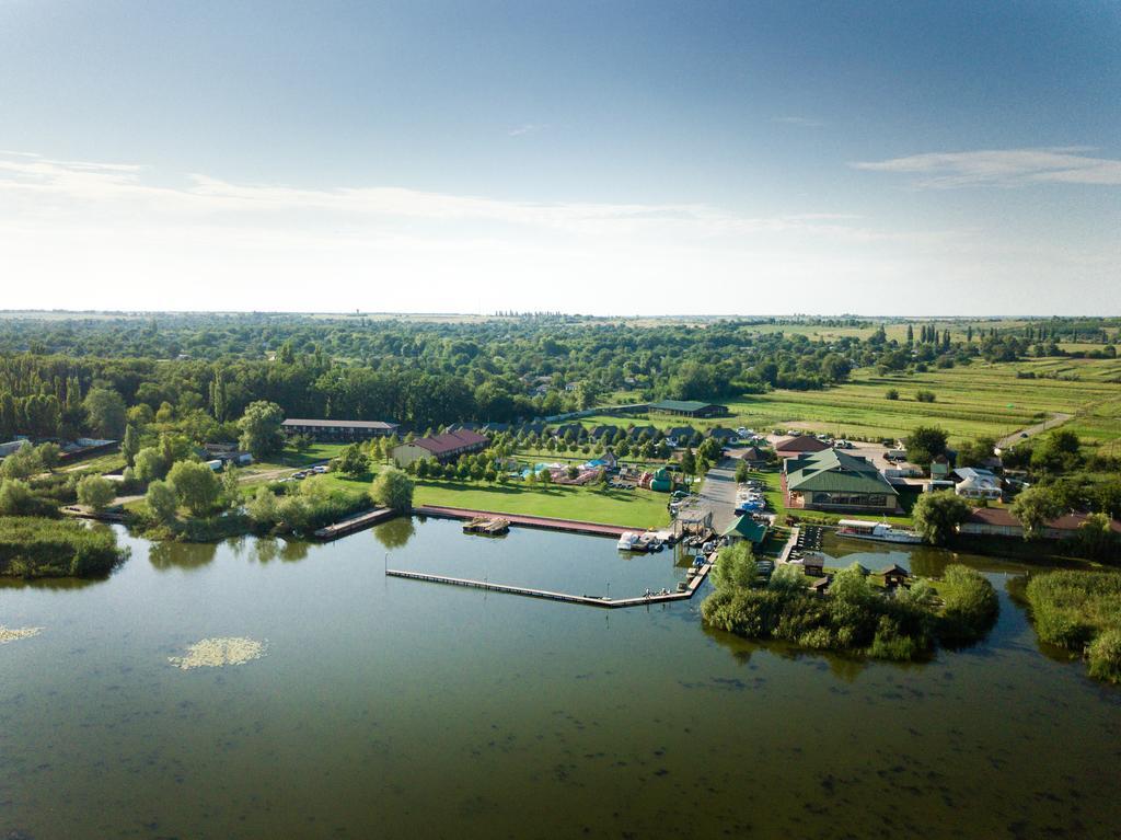 Bereg Holiday Park Szvitlohirszke Kültér fotó